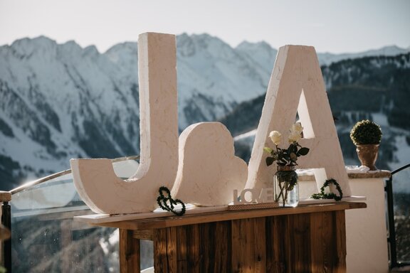 Hochzeit am Berg, Rössl Alm im Winter